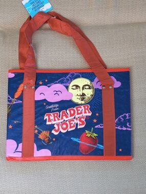 Trader Joe's Stand Up Collapsible Tote NWT